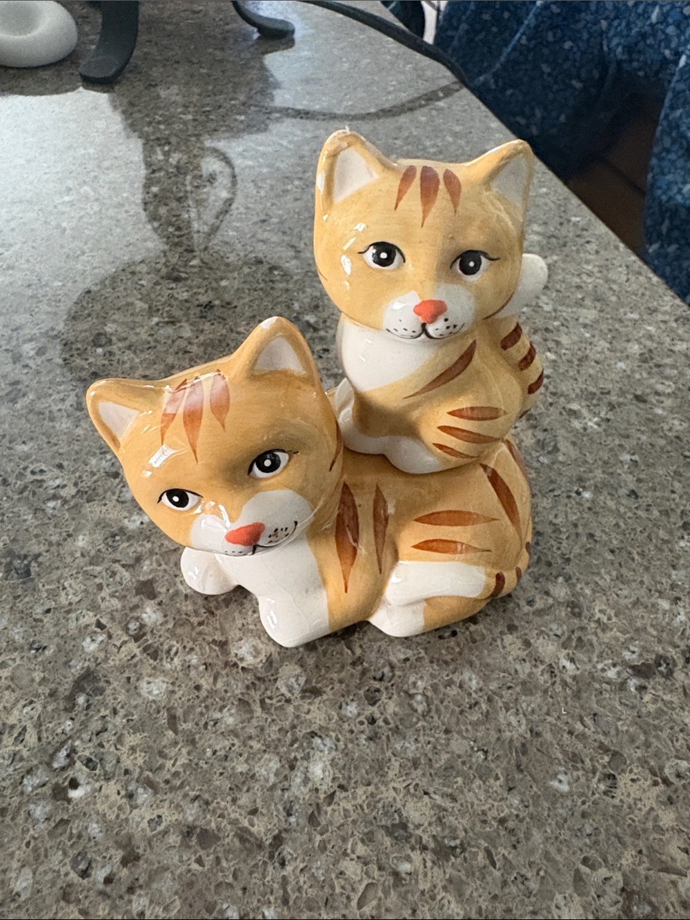 Ceramic Orange Tabby Cat salt and pepper shakers
